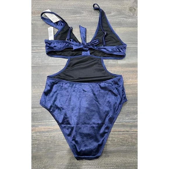 NWT Cupshe Women's Cutout Floral Blue Tonal Velvet One Piece Swimsuit Large - Picture 8 of 10